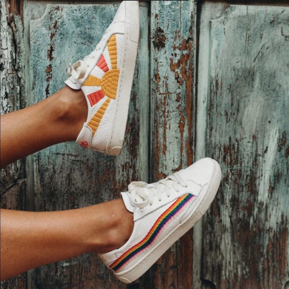 Soludos Rainbow Wave Sneaker